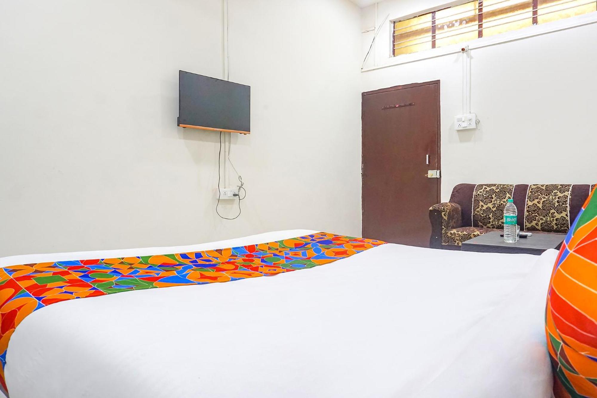 Fabhotel Om Sai - Nr Nashik Railway Station Kültér fotó